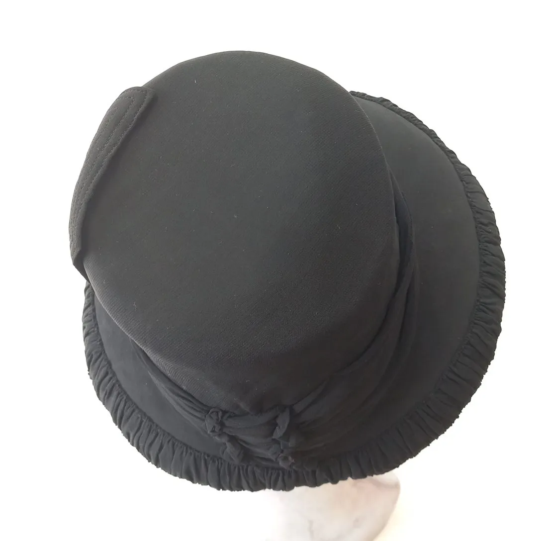 Chapeau de Cérémonie Kango vintage , fait main Black Woolf 