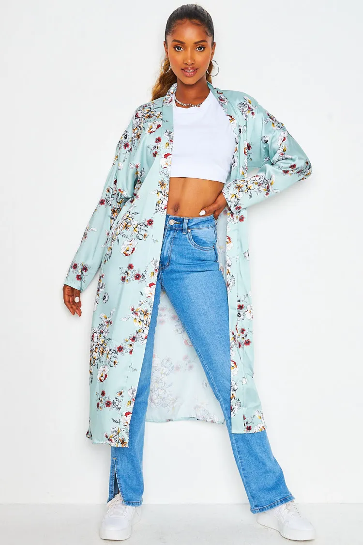 Kimono long à fleurs bleu ciel