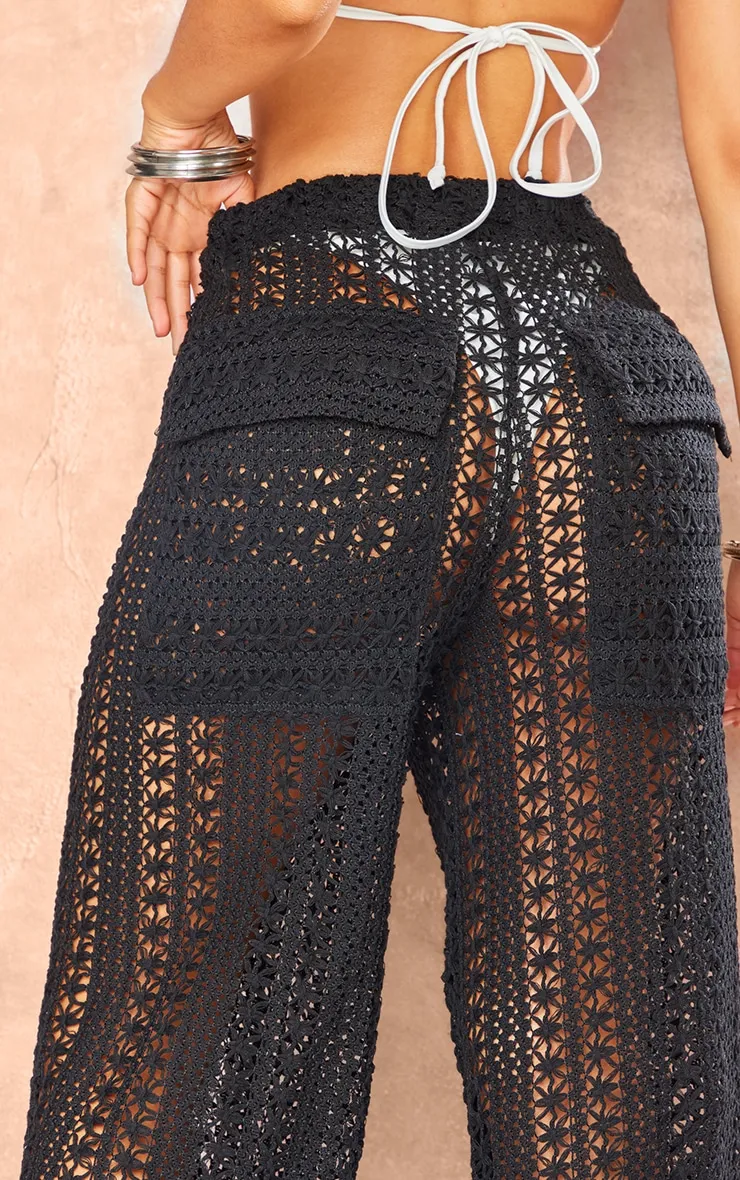 Petite Pantalon large en maille style crochet noire