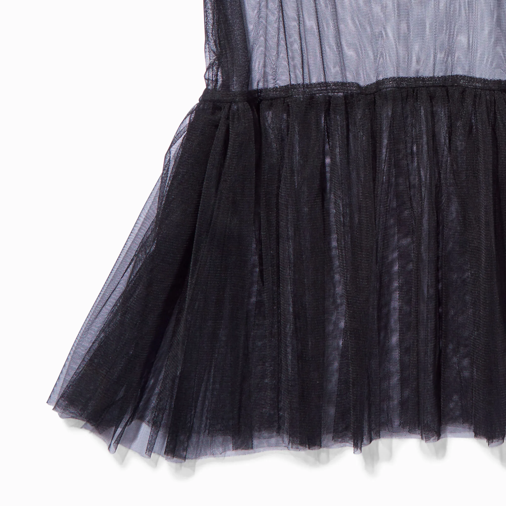 Robe débardeur en tulle noir en tissu extra-fin