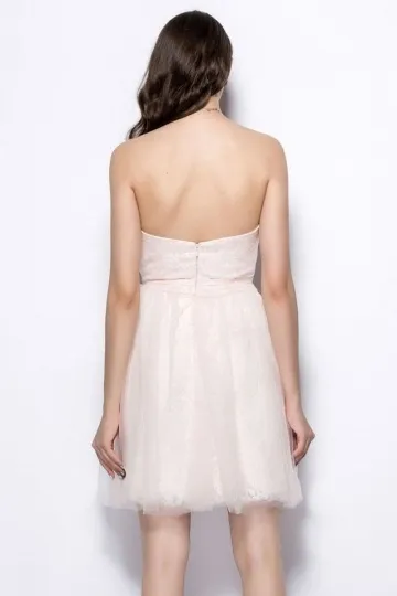 Robe rose pastel pour cérémonie de mariage bustier coeur dos découpée