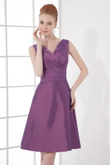 Robe violette courte pour cérémonie d'ouverture dos échancré en V