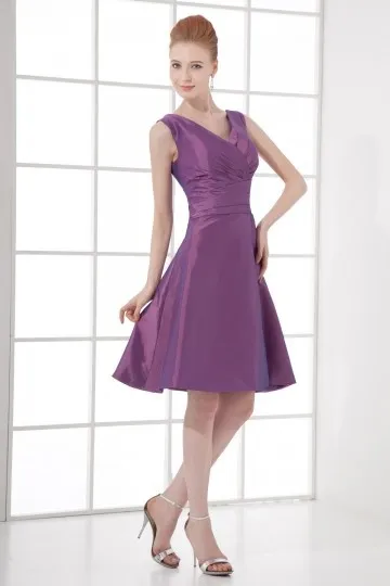 Robe violette courte pour cérémonie d'ouverture dos échancré en V